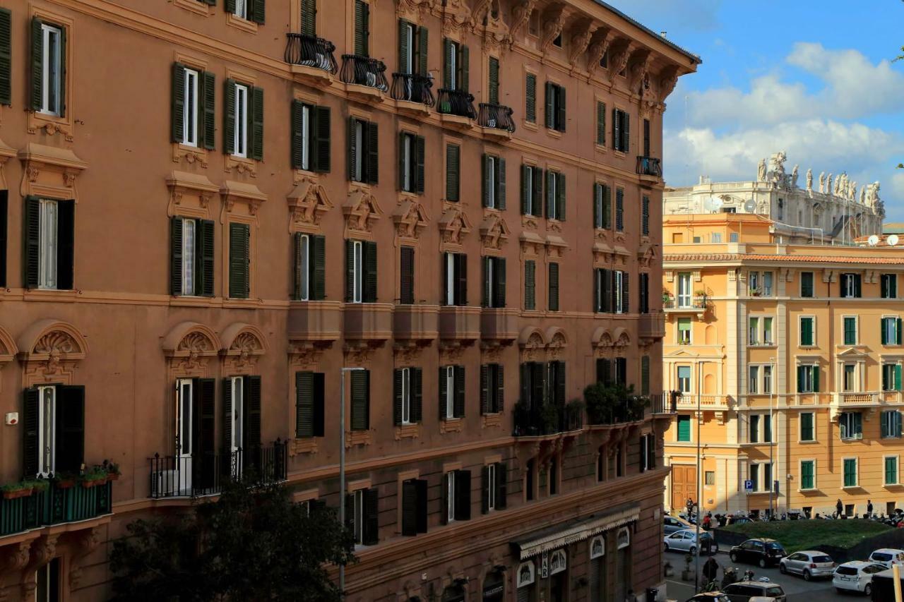 Watercolours Near St Peter Apartment Rome Bagian luar foto