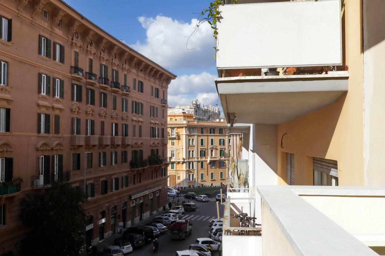 Watercolours Near St Peter Apartment Rome Bagian luar foto