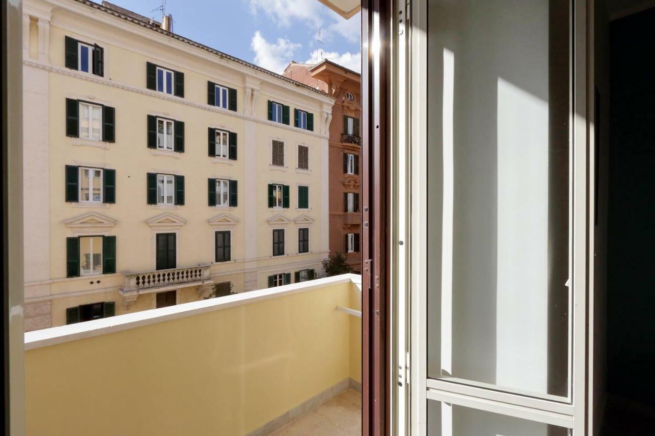 Watercolours Near St Peter Apartment Rome Bagian luar foto